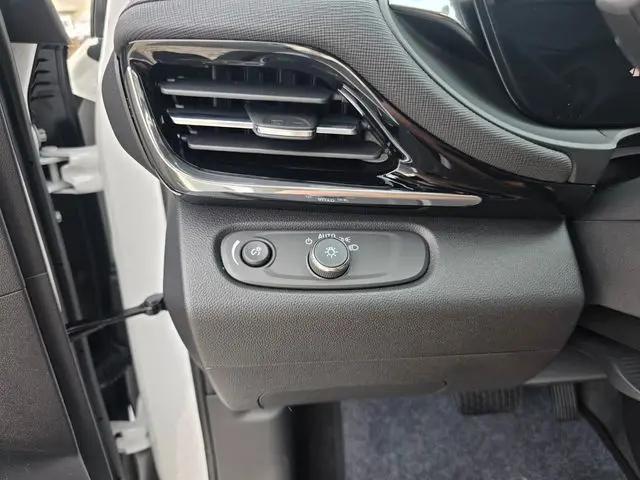 2026 Buick NV Sport Touring FWD