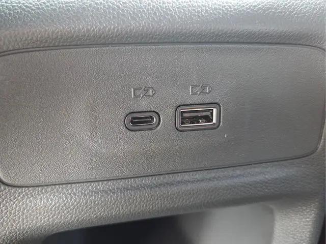 2026 Buick NV Sport Touring FWD