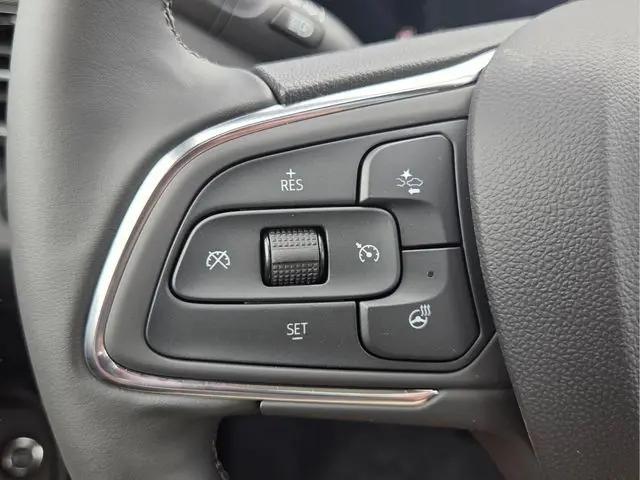 2026 Buick NV Sport Touring FWD