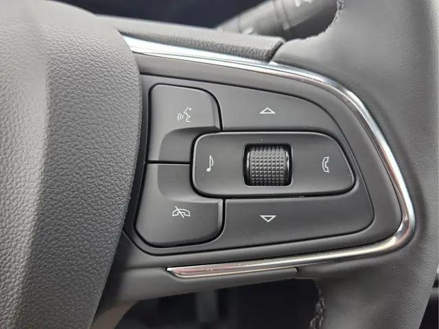 2026 Buick NV Sport Touring FWD
