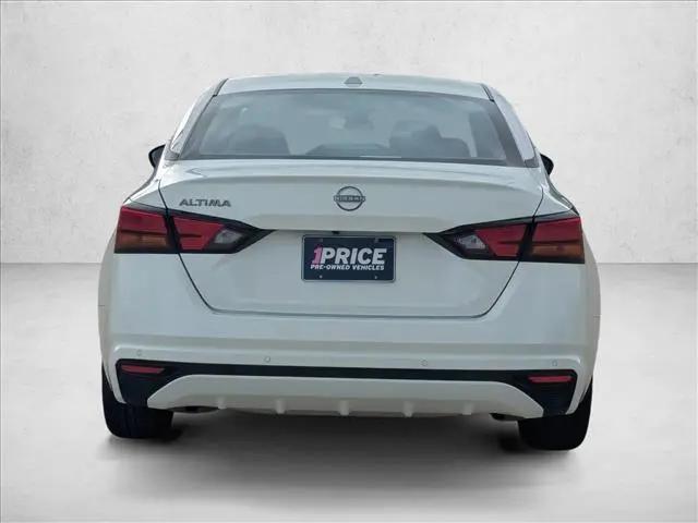 2025 Nissan Altima SV FWD