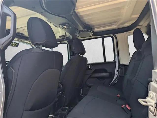 2018 Jeep Wrangler Unlimited Sahara 4x4