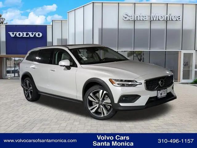 2026 Volvo V60 Cross Country Plus, B5 AWD Gas mild hybrid for sale in Santa Monica, CA