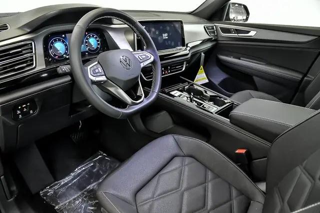 2026 Volkswagen Atlas Cross Sport SE with Technology