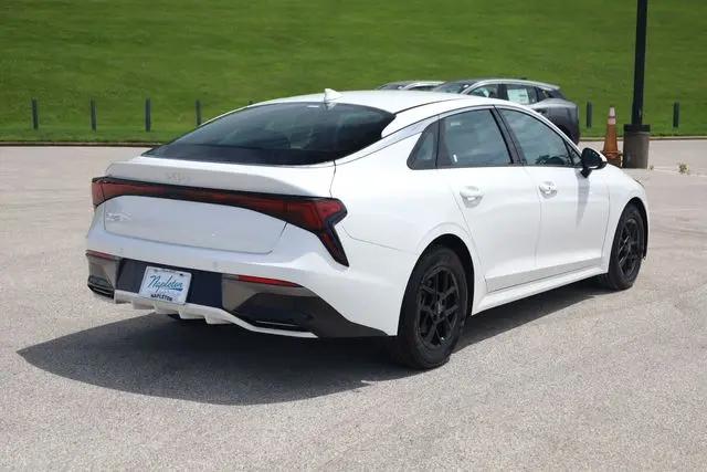 2025 Kia K5 LXS