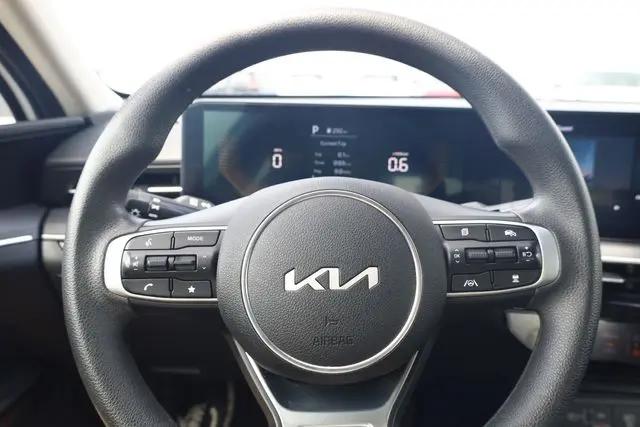 2025 Kia K5 LXS