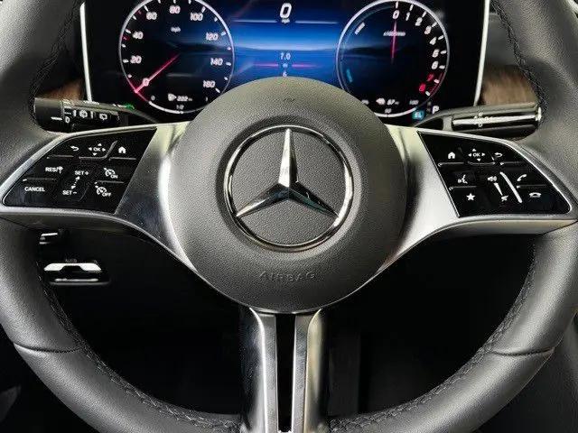 2025 Mercedes-Benz GLC 350e 4MATIC