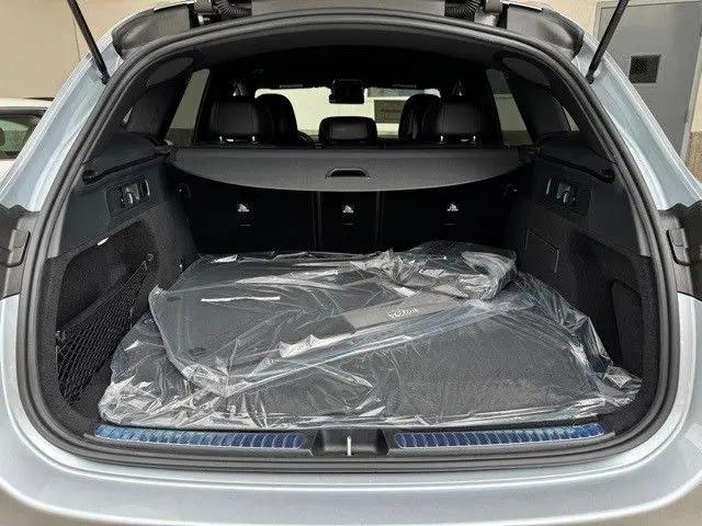 2025 Mercedes-Benz GLC 350e 4MATIC