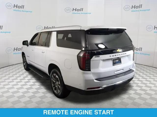 2025 Chevrolet Suburban 4WD LT
