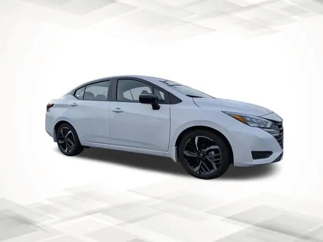2025 Nissan Versa 1.6 SR