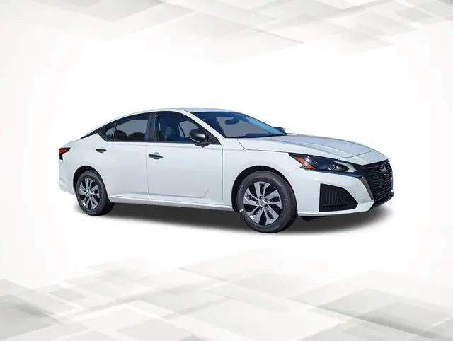 2025 Nissan Altima S FWD