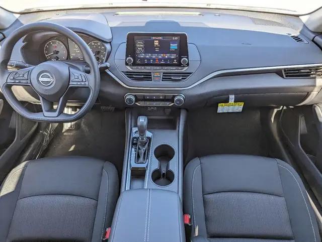 2025 Nissan Altima S FWD