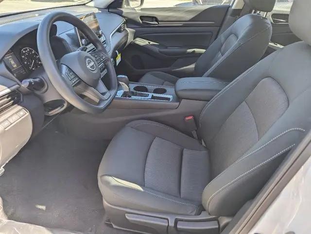 2025 Nissan Altima S FWD
