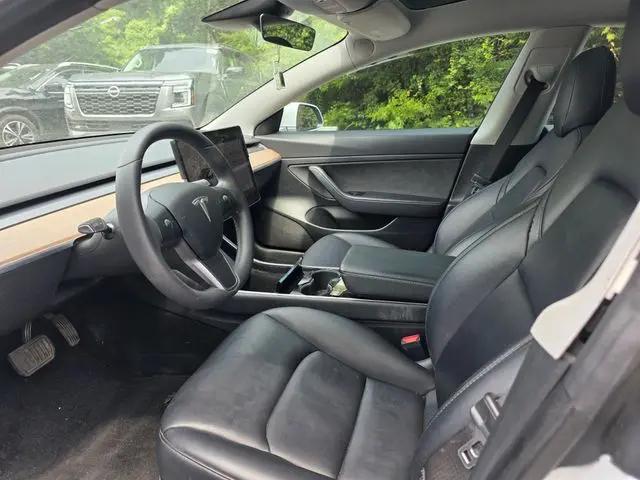 2020 Tesla Model 3 Standard Range Rear-Wheel Drive