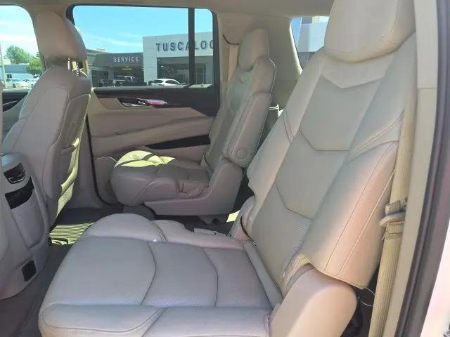 2018 Cadillac Escalade ESV Premium Luxury
