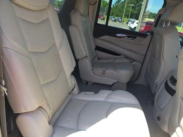 2018 Cadillac Escalade ESV Premium Luxury