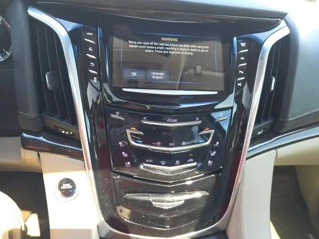2018 Cadillac Escalade ESV Premium Luxury
