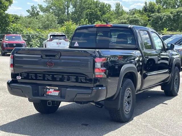 2026 Nissan Frontier Crew Cab Long Bed PRO-4X 4x4