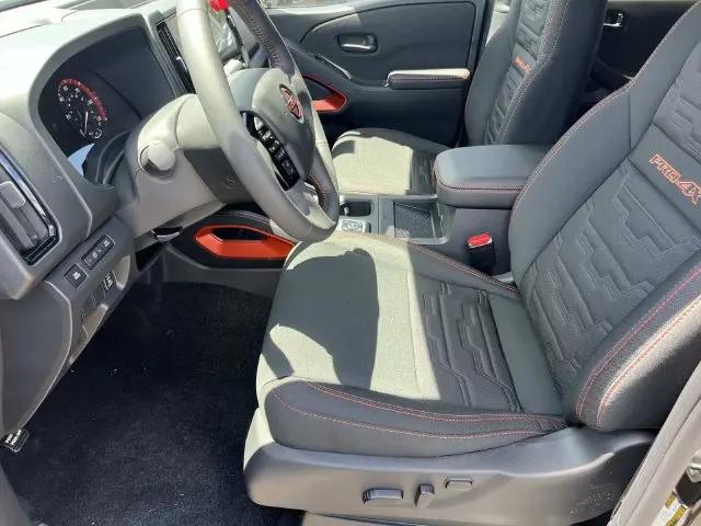 2026 Nissan Frontier Crew Cab Long Bed PRO-4X 4x4