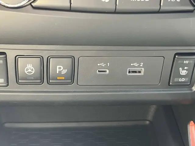 2026 Nissan Frontier Crew Cab Long Bed PRO-4X 4x4
