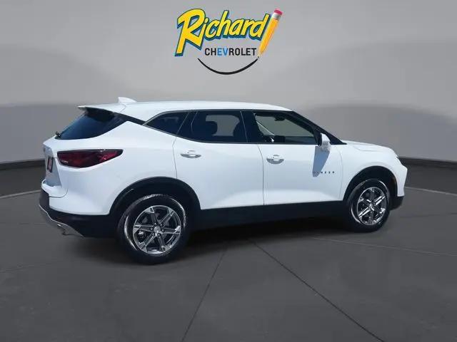 2025 Chevrolet Blazer AWD 2LT
