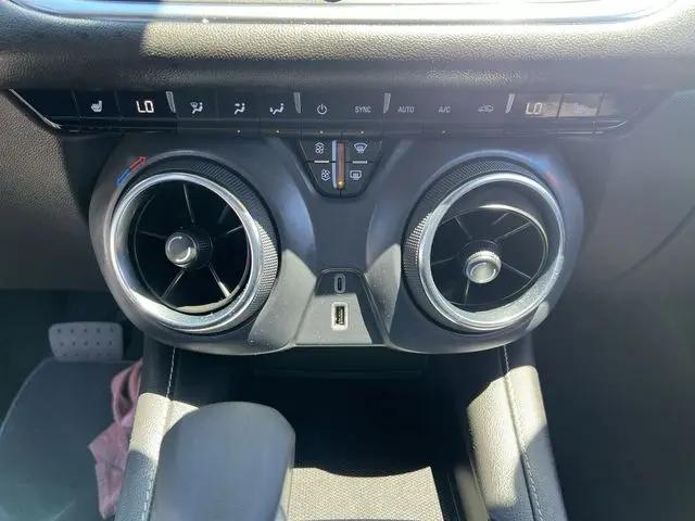 2025 Chevrolet Blazer AWD 2LT