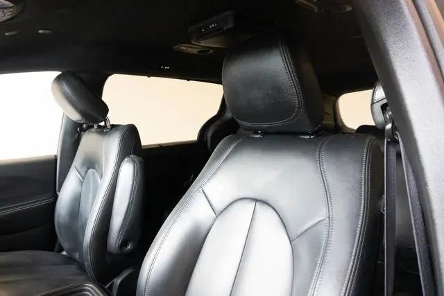 2020 Chrysler Pacifica Touring