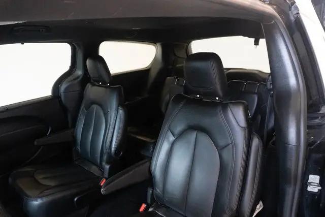 2020 Chrysler Pacifica Touring