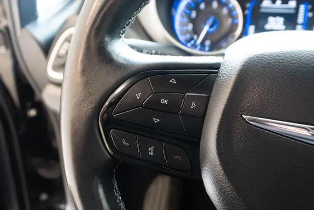 2020 Chrysler Pacifica Touring