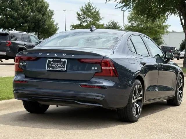 2024 Volvo S60 B5 Plus Dark Theme