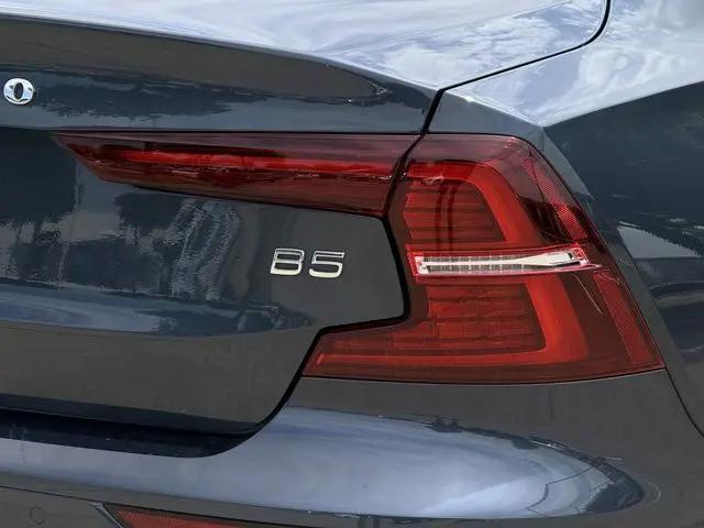 2024 Volvo S60 B5 Plus Dark Theme