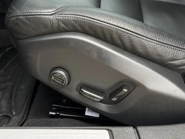 2024 Volvo S60 B5 Plus Dark Theme