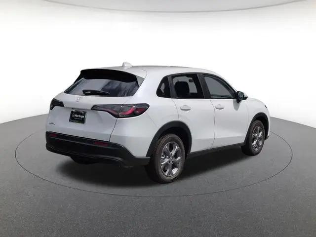 2027 Honda HR-V LX AWD