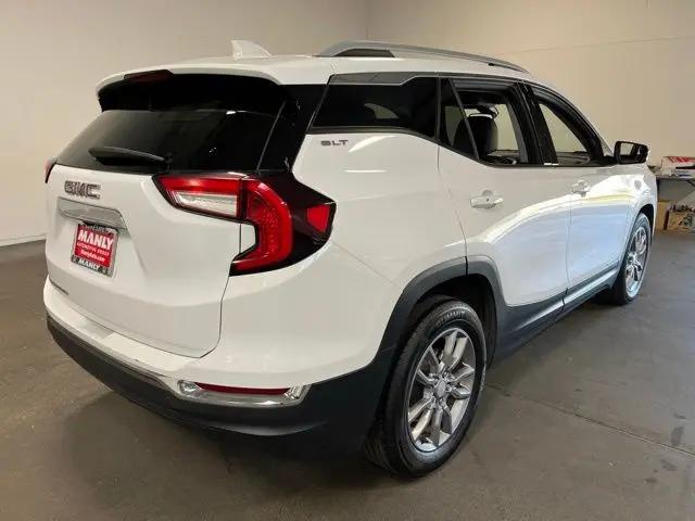 2024 GMC Terrain FWD SLT