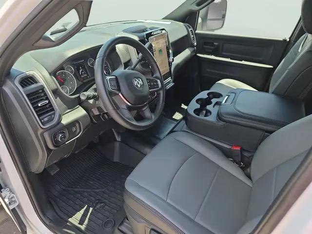 2026 Ram 2500 Tradesman Crew Cab 4x2 8 Box
