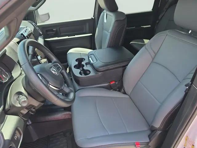 2026 Ram 2500 Tradesman Crew Cab 4x2 8 Box