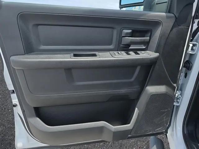 2026 Ram 2500 Tradesman Crew Cab 4x2 8 Box