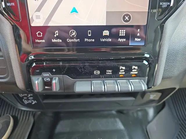 2026 Ram 2500 Tradesman Crew Cab 4x2 8 Box