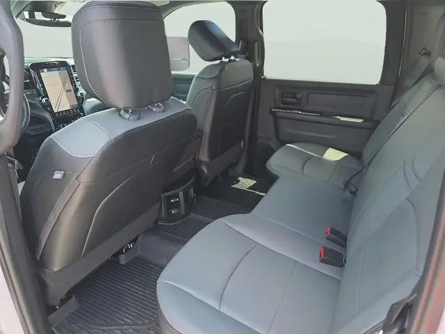 2026 Ram 2500 Tradesman Crew Cab 4x2 8 Box