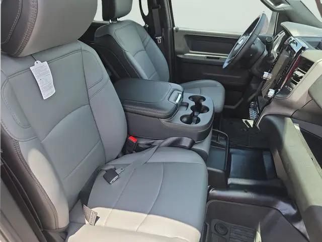 2026 Ram 2500 Tradesman Crew Cab 4x2 8 Box