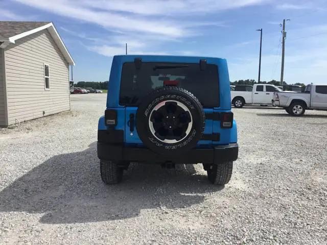 2014 Jeep Wrangler Unlimited Polar Edition