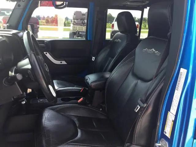 2014 Jeep Wrangler Unlimited Polar Edition