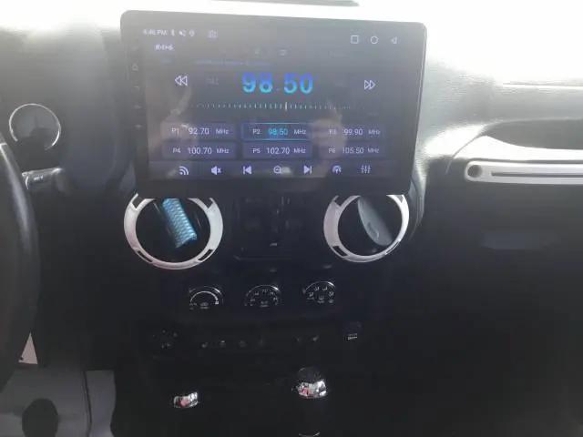 2014 Jeep Wrangler Unlimited Polar Edition