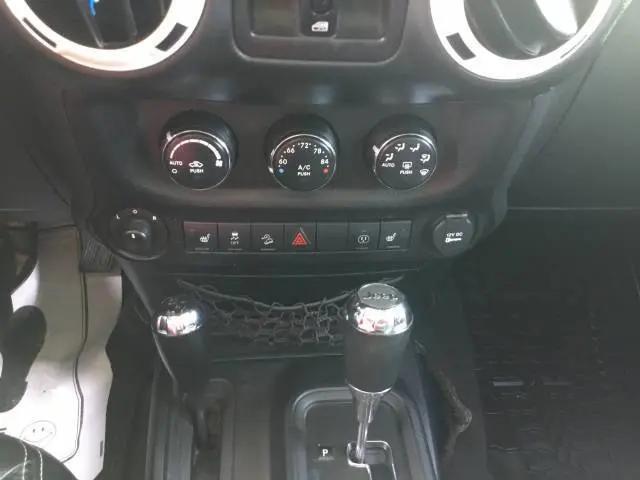 2014 Jeep Wrangler Unlimited Polar Edition