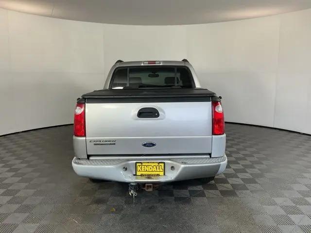 2004 Ford Explorer Sport Trac XLT