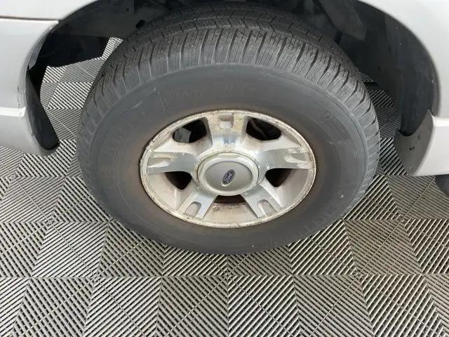 2004 Ford Explorer Sport Trac XLT