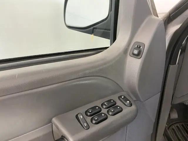 2004 Ford Explorer Sport Trac XLT
