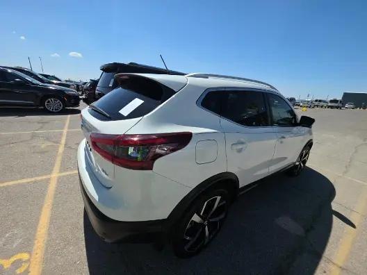 2021 Nissan Rogue Sport SL FWD Xtronic CVT
