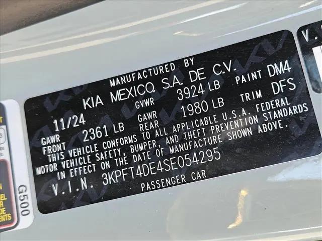 2025 Kia K4 LXS