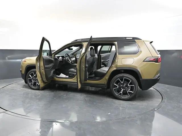 2026 Jeep Cherokee Overland 4x4